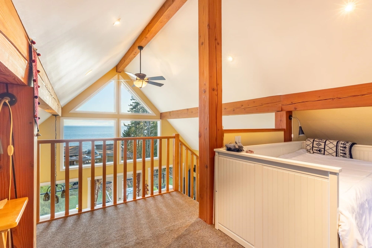 Loft / Bonus Room Photo of 1051 Gower Point Road, Gibsons, BC