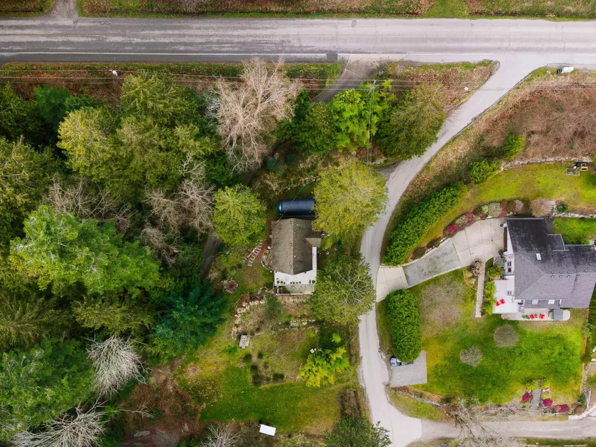 Outdoor Kitchen Photo of 1051 Gower Point Road, Gibsons, BC