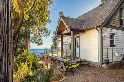 Garden / Landscaping Photo of 1051 Gower Point Road, Gibsons, BC