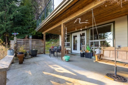 Mudroom Photo of 1051 Gower Point Road, Gibsons, BC