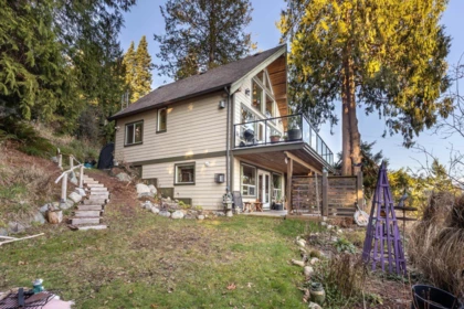 Outdoor Patio Photo of 1051 Gower Point Road, Gibsons, BC