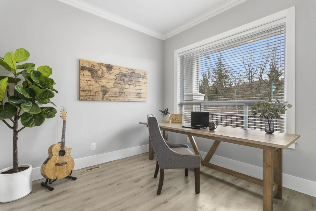 Family Room Photo of 36651 E Auguston Parkway, Abbotsford, BC
