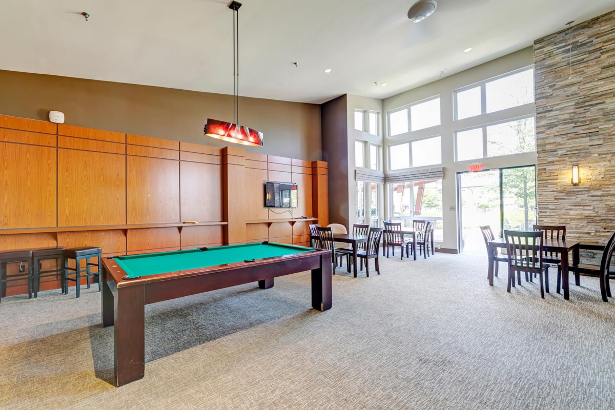 Garden / Landscaping Photo of 403 3100 Windsor Gate, Coquitlam, BC