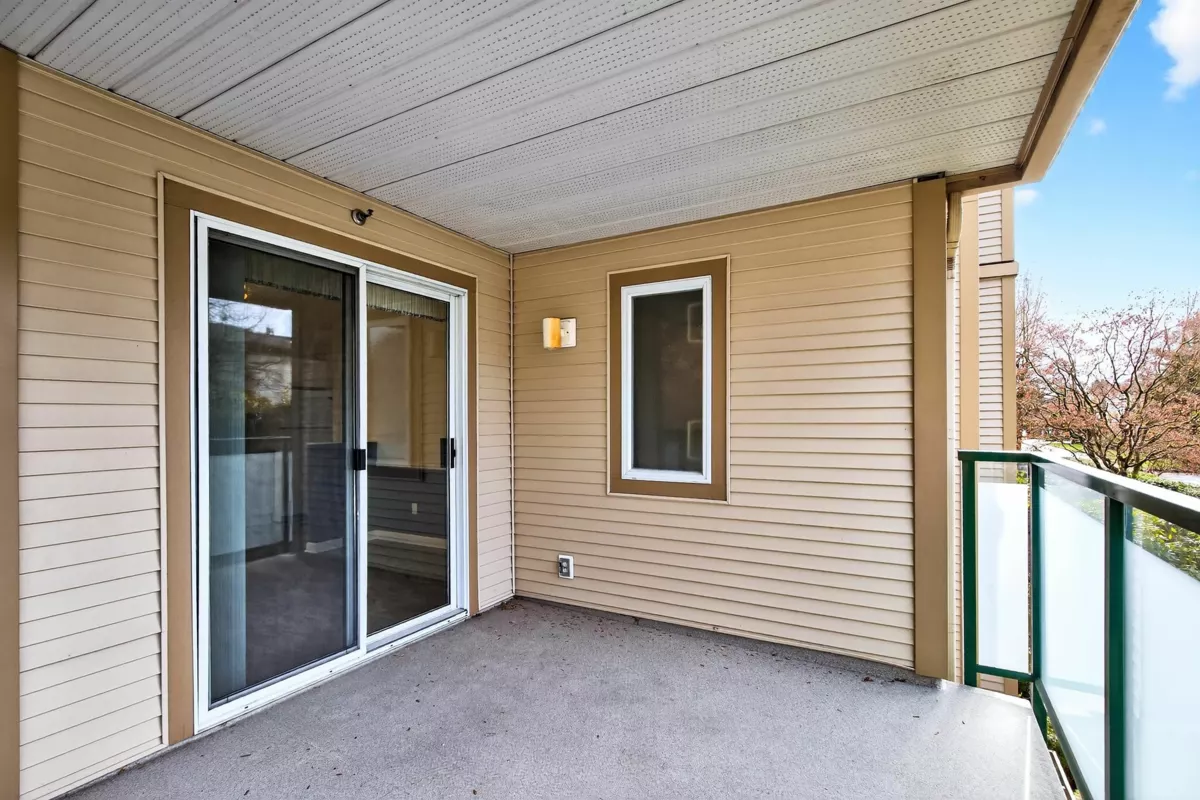 Basement Recreation Room Photo of 205 19142 122 Avenue, Pitt Meadows, BC