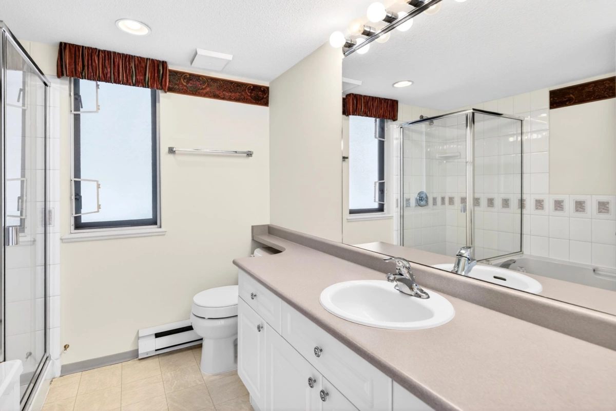 Bedroom 4 Photo of 205 19142 122 Avenue, Pitt Meadows, BC