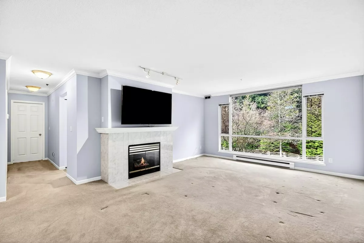 Dining Area Photo of 205 19142 122 Avenue, Pitt Meadows, BC
