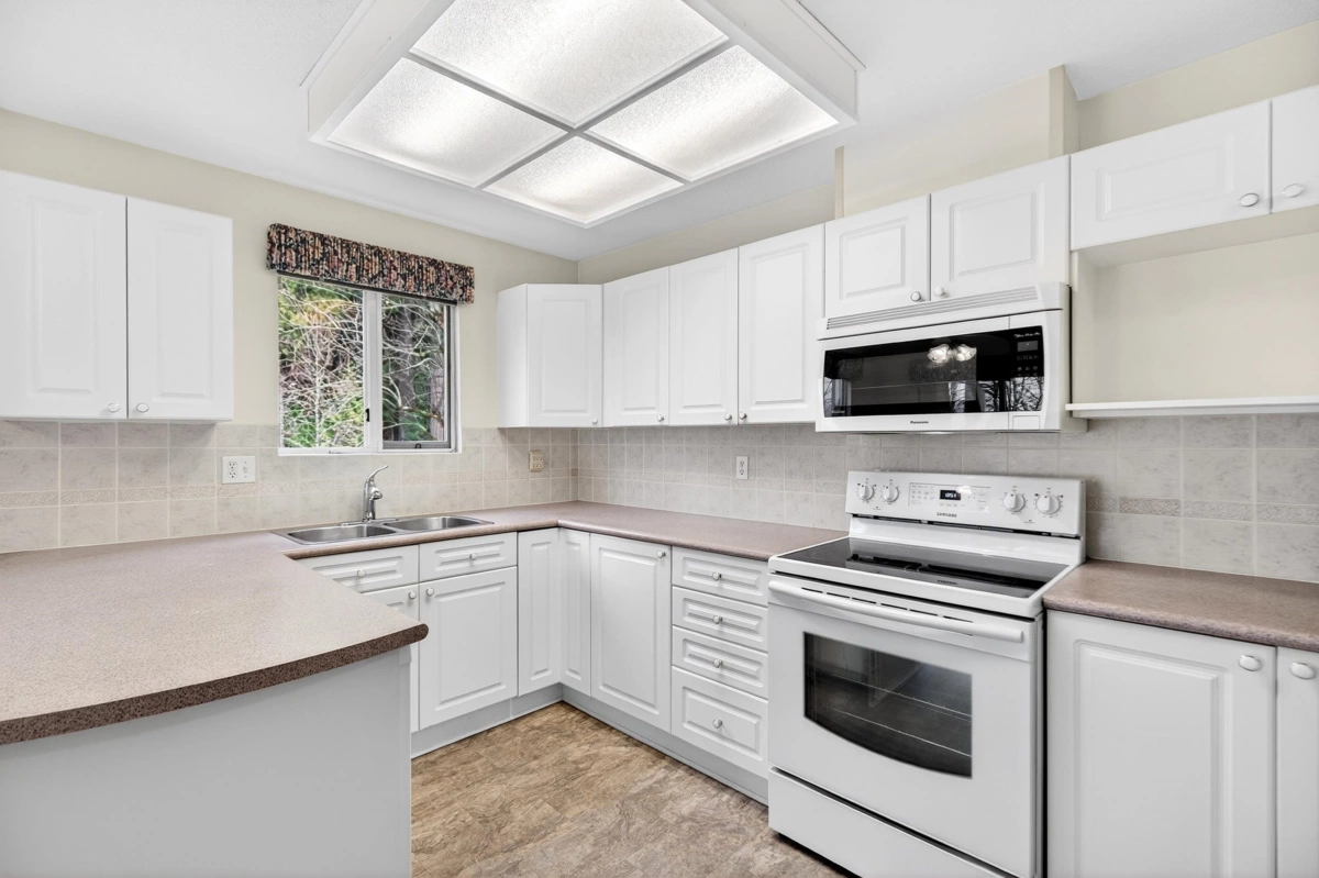 Pantry Photo of 205 19142 122 Avenue, Pitt Meadows, BC