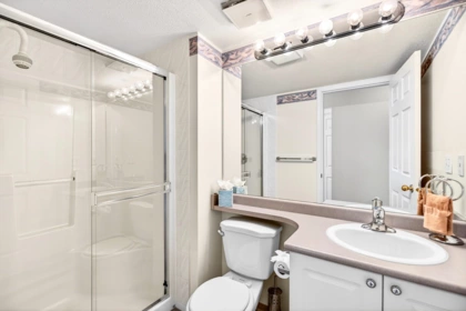 Powder Room Photo of 205 19142 122 Avenue, Pitt Meadows, BC