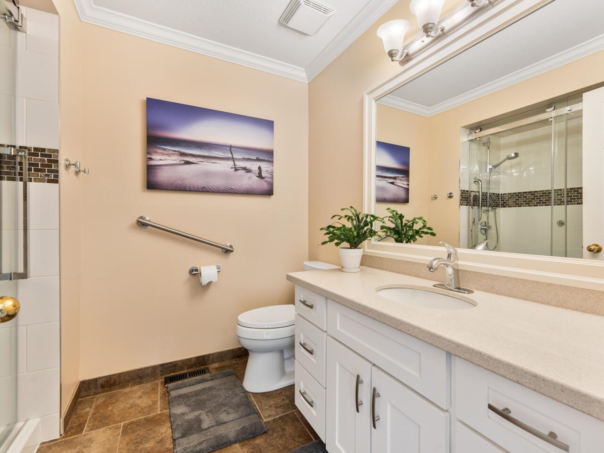Hot Tub / Spa Photo of 104 6086 W Boundary Drive, Surrey, BC