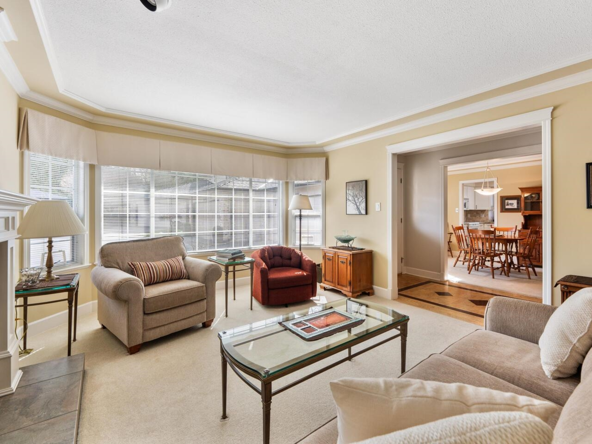 Kitchen Photo of 104 6086 W Boundary Drive, Surrey, BC