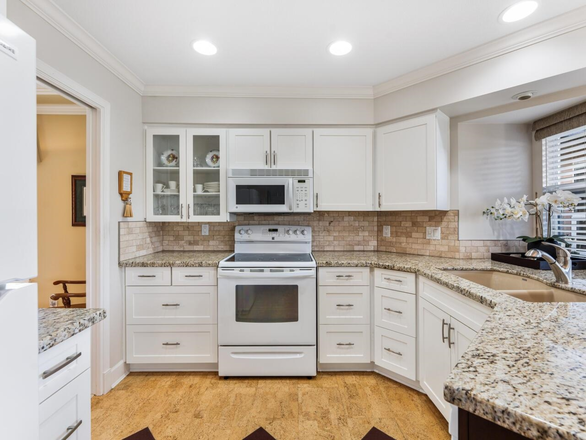 Powder Room Photo of 104 6086 W Boundary Drive, Surrey, BC