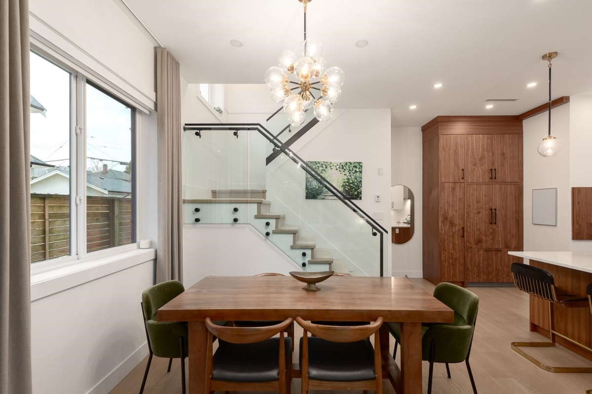 Breakfast Nook Photo of 959 E 13th Avenue, Vancouver, BC