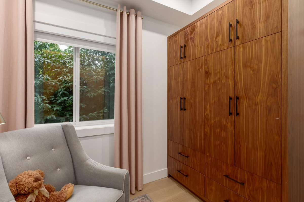 Laundry Room Photo of 959 E 13th Avenue, Vancouver, BC