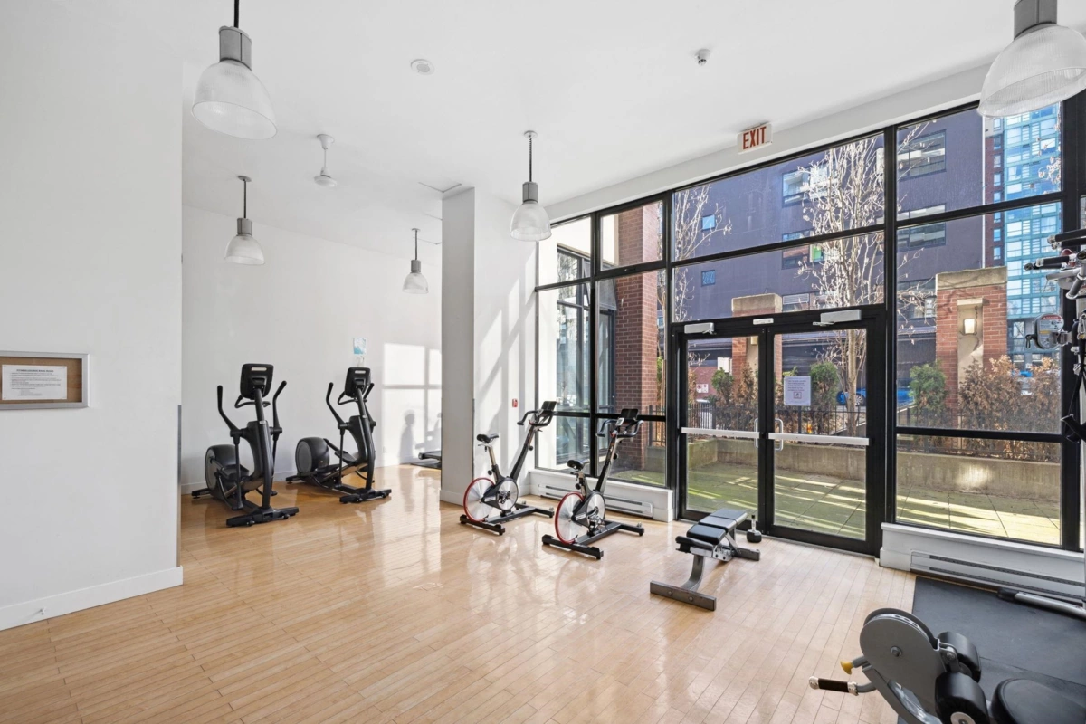 Breakfast Nook Photo of 502 977 Mainland Street, Vancouver, BC