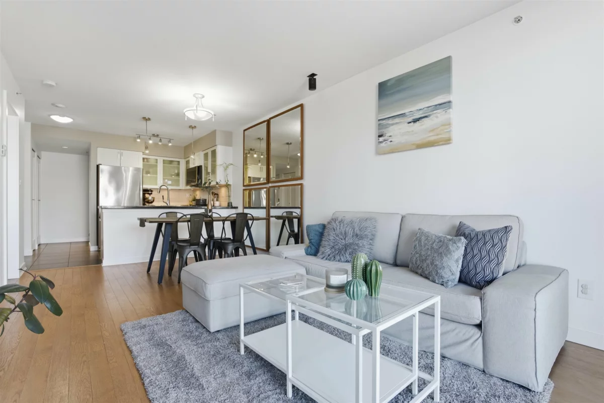 Bedroom 2 Photo of 808 1 Renaissance Square, New Westminster, BC