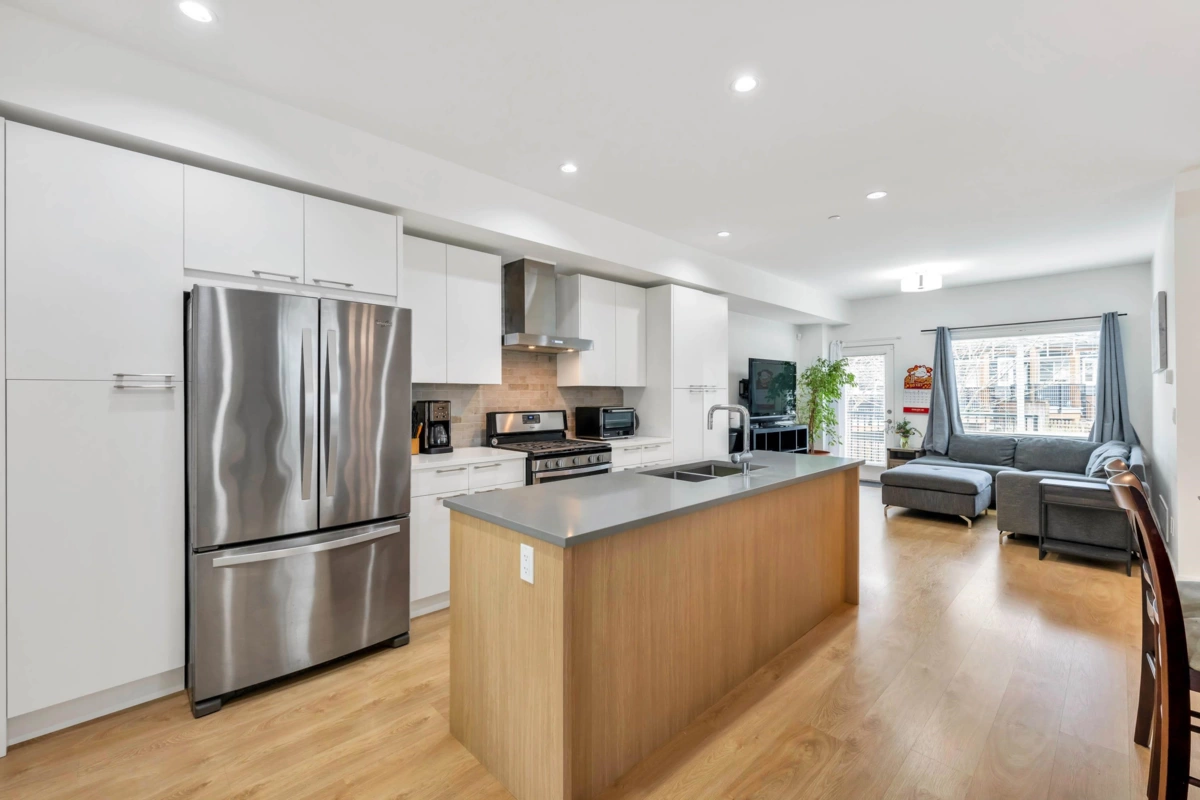 Bedroom 3 Photo of 22 22810 113 Avenue, Maple Ridge, BC