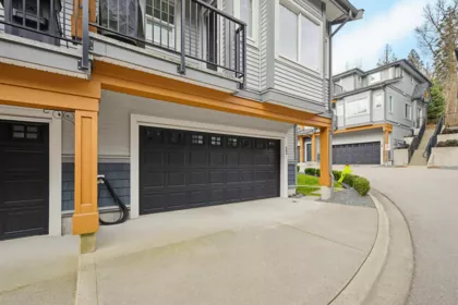 22 22810 113 Avenue, Maple Ridge, BC