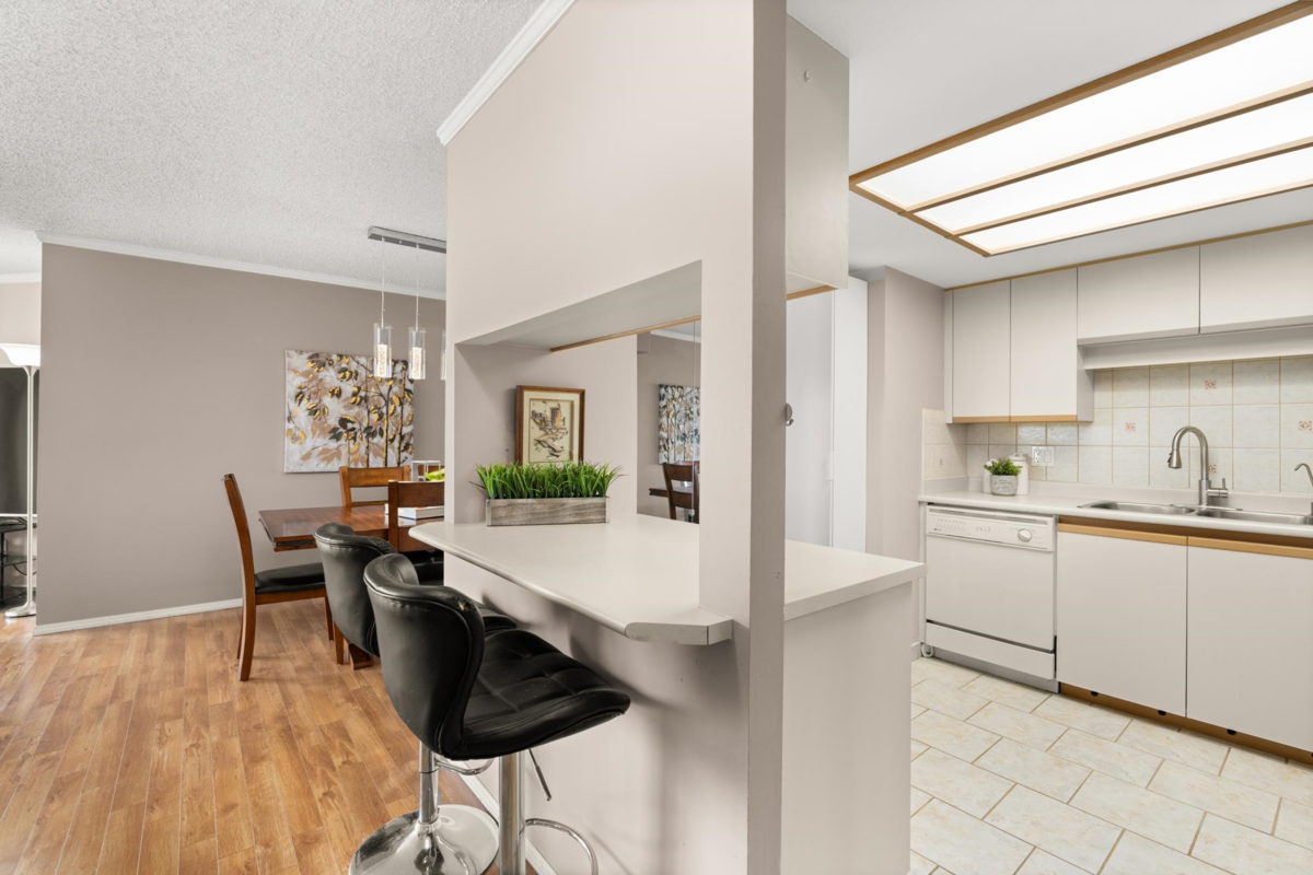 Primary Bedroom Photo of 1404 71 Jamieson Court, New Westminster, BC