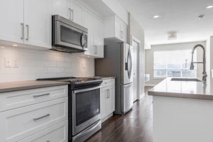 Kitchen Island Photo of 12 36099 Waterleaf Place, Abbotsford, BC