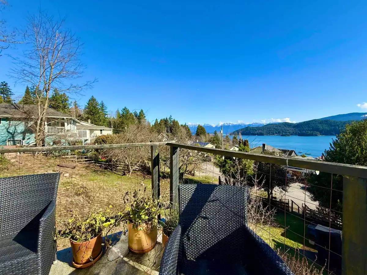Bedroom 4 Photo of 609 Glen Road, Gibsons, BC