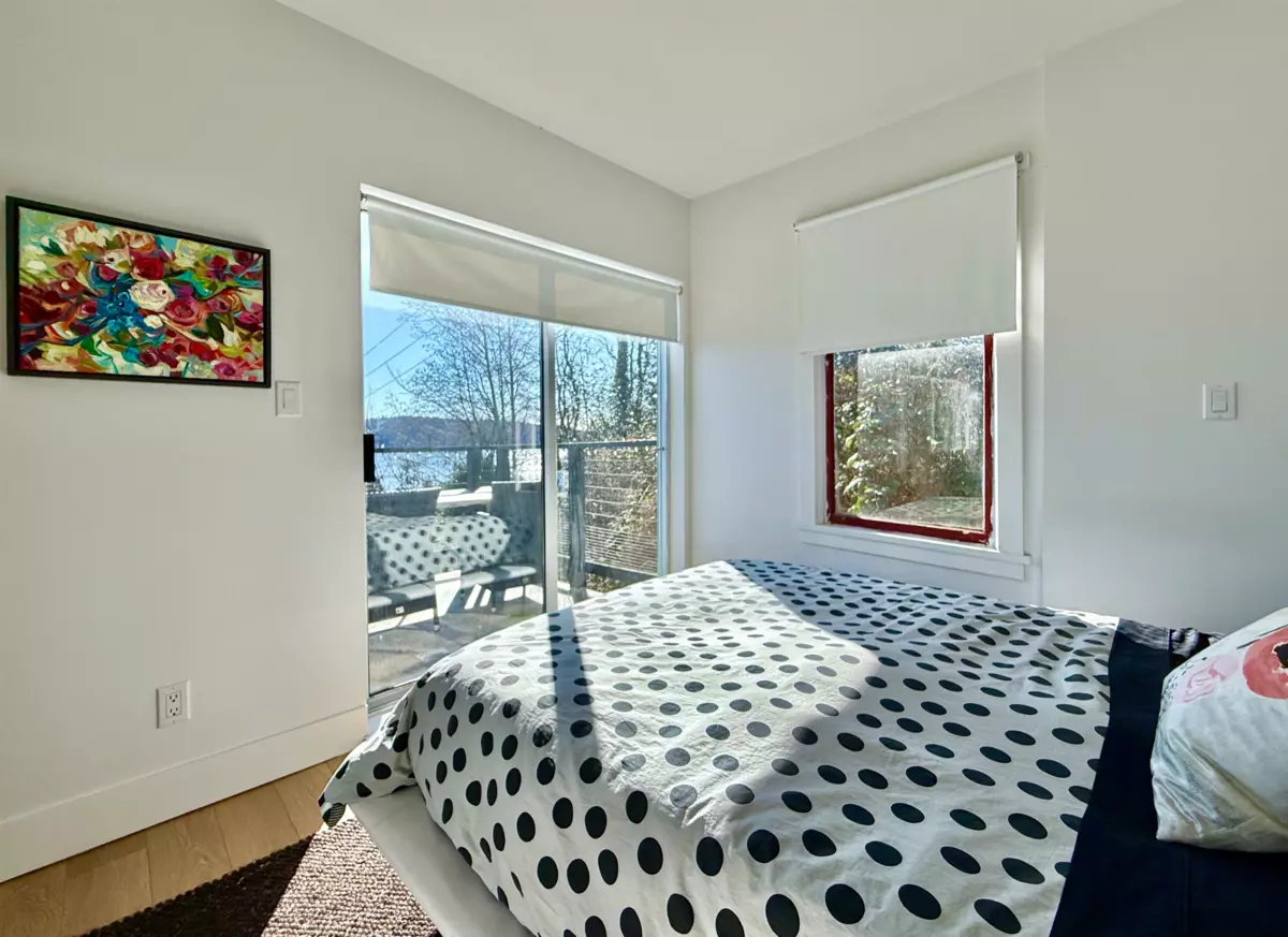 Primary Bedroom Photo of 609 Glen Road, Gibsons, BC