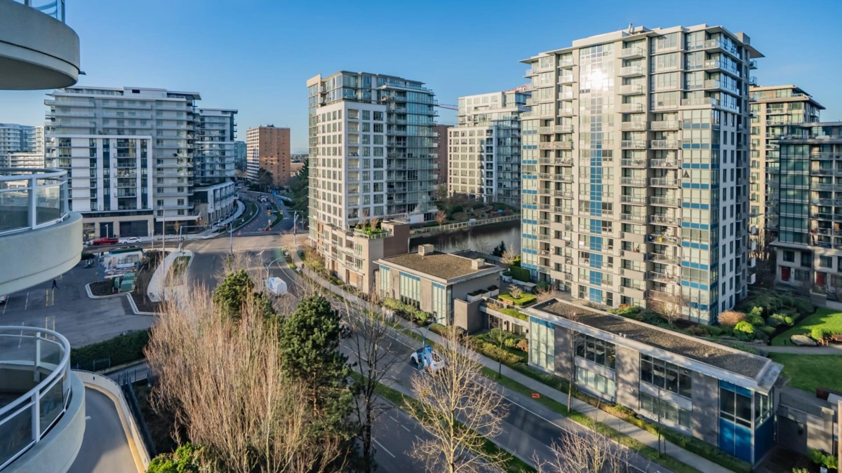 Garden / Landscaping Photo of 909 6088 Minoru Boulevard, Richmond, BC