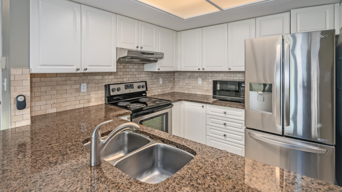 Pantry Photo of 909 6088 Minoru Boulevard, Richmond, BC