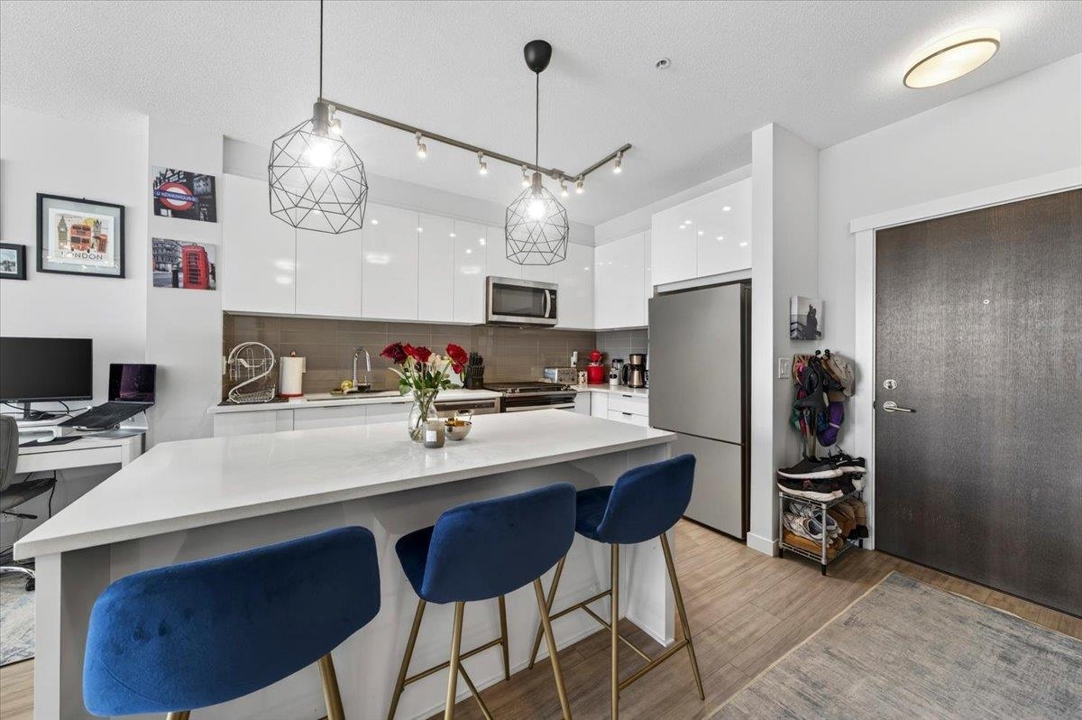 Dining Area Photo of C211 8150 207 Street, Langley, BC
