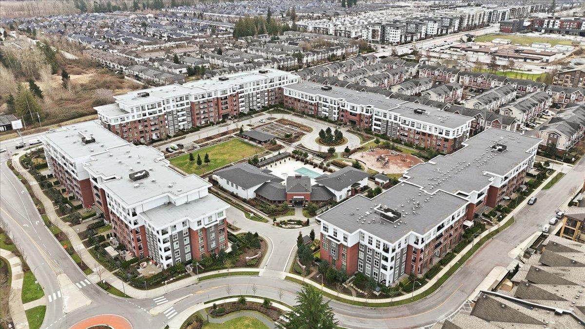 Outdoor Patio Photo of C211 8150 207 Street, Langley, BC