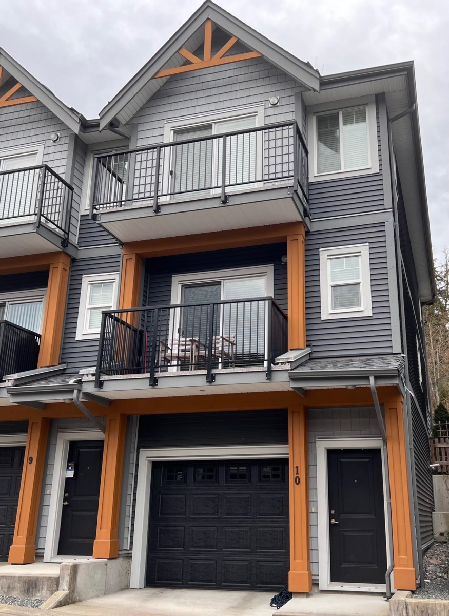 Pantry Photo of 10 22810 113 Avenue, Maple Ridge, BC