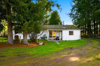 Breakfast Nook Photo of 3907 212 Street, Langley, BC
