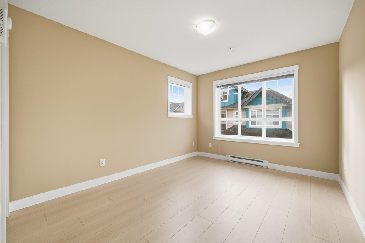 Mudroom Photo of 20 11393 Steveston Highway, Richmond, BC