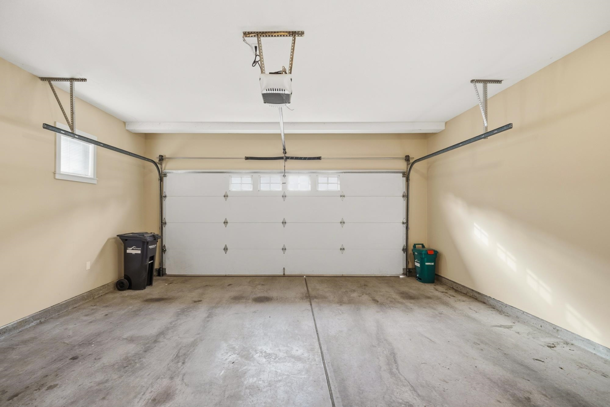 Outdoor Patio Photo of 20 11393 Steveston Highway, Richmond, BC