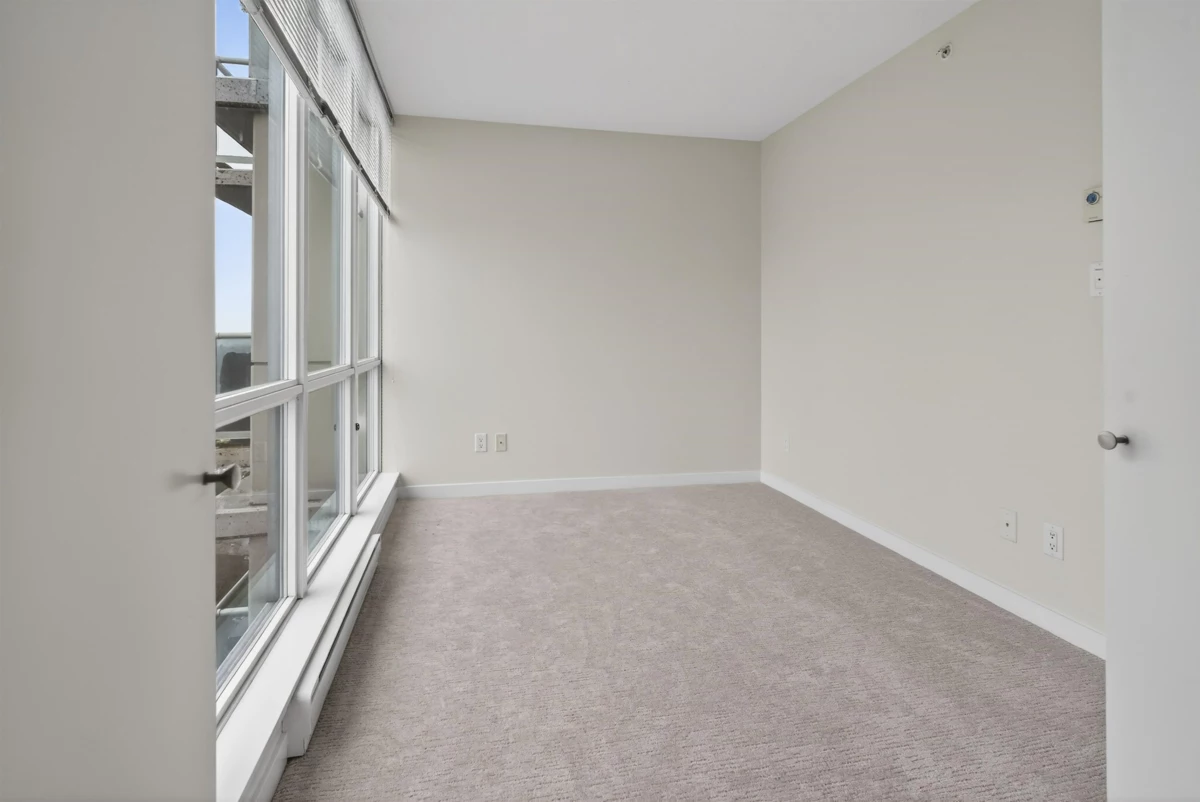 Breakfast Nook Photo of 3109 9981 Whalley Boulevard, Surrey, BC