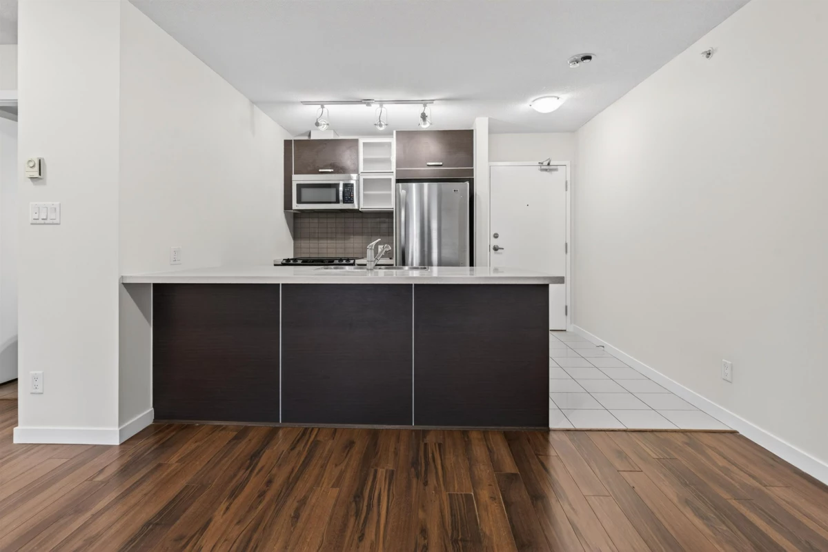Living Room Photo of 3109 9981 Whalley Boulevard, Surrey, BC