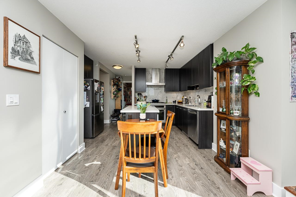Pantry Photo of 1707 4189 Halifax Street, Burnaby, BC