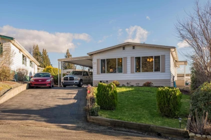 26 2035 Martens Street, Abbotsford, BC, Abbotsford — Manufactured Home for sale