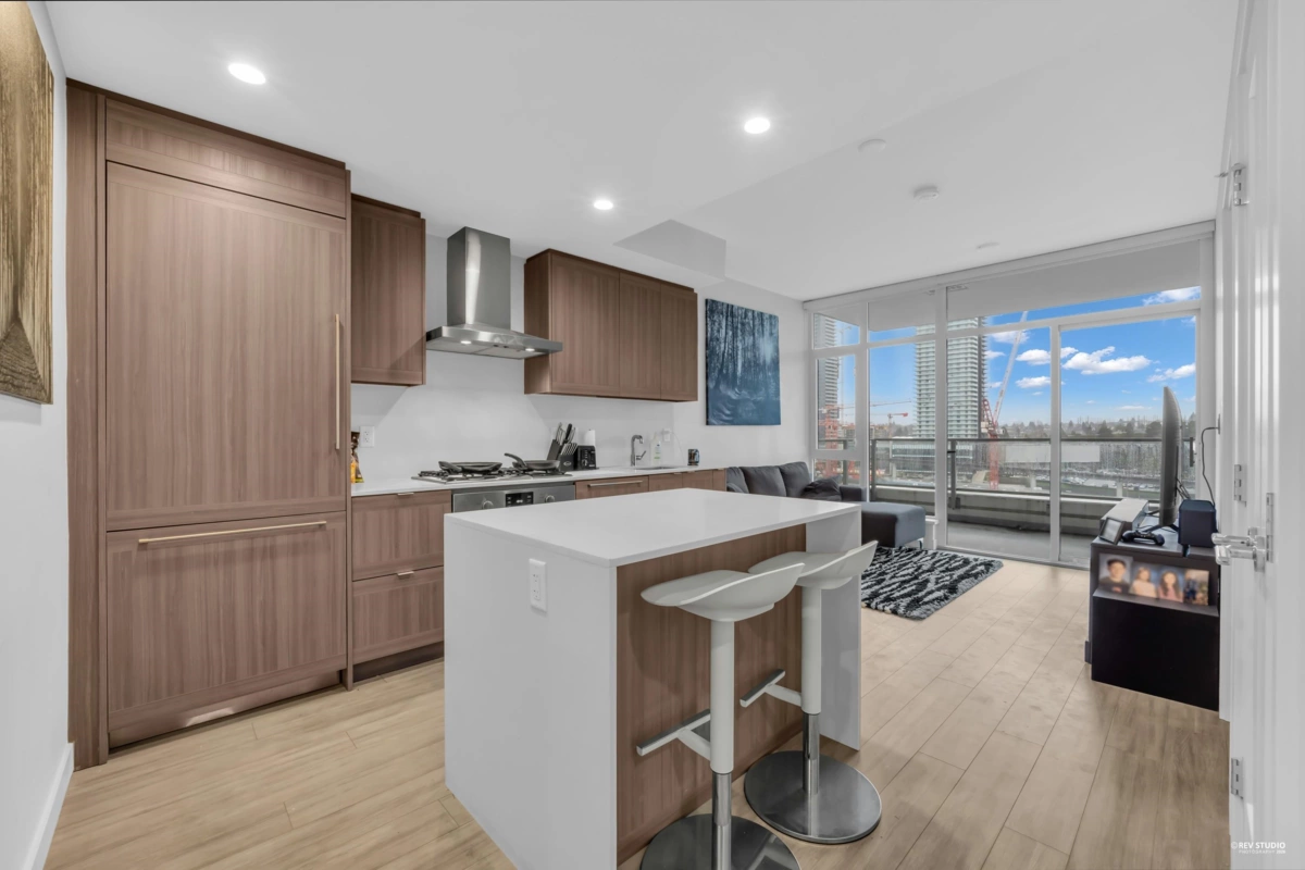 Family Room Photo of 1805 2351 Beta Avenue, Burnaby, BC