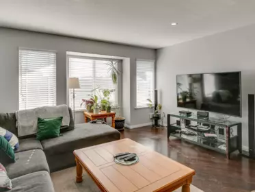 8478 Doerksen Drive, Mission, BC, Mission — Single Family Residence for sale