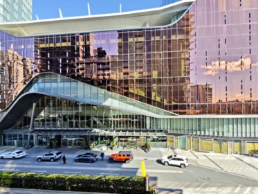 Entry Foyer Photo of 351 38 Smithe Street, Vancouver, BC