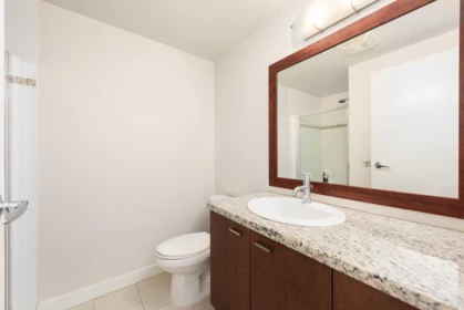 1007 8280 Lansdowne Road, Richmond, BC, Richmond — Apartment/Condo for sale