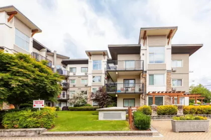 109 11935 Burnett Street, Maple Ridge, BC, Maple Ridge — Apartment/Condo for sale