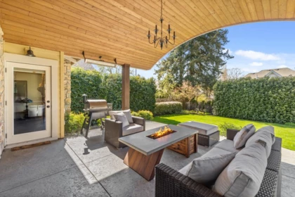 Hot Tub / Spa Photo of 9075 King Street, Langley, BC