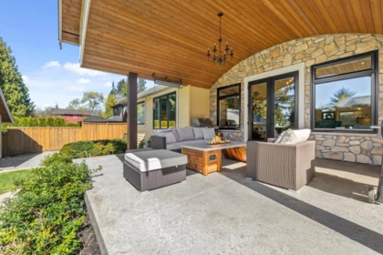 Swimming Pool Photo of 9075 King Street, Langley, BC