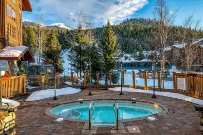 Outdoor Deck Photo of 416C 2036 London Lane, Whistler, BC