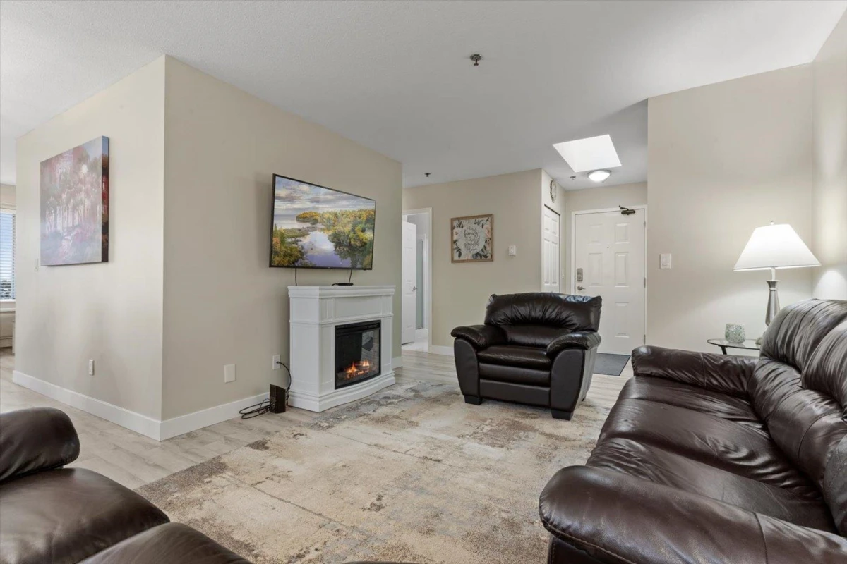 Living Room Photo of 307 33535 King Road, Abbotsford, BC