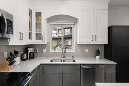 Breakfast Nook Photo of 25 2950 Lefeuvre Road, Abbotsford, BC