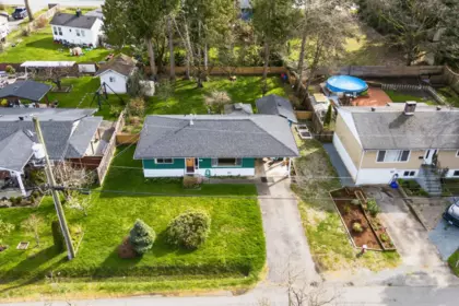 11672 Fulton Street, Maple Ridge, BC, Maple Ridge — Single Family Residence for sale