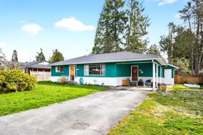 Primary Bathroom Photo of 11672 Fulton Street, Maple Ridge, BC