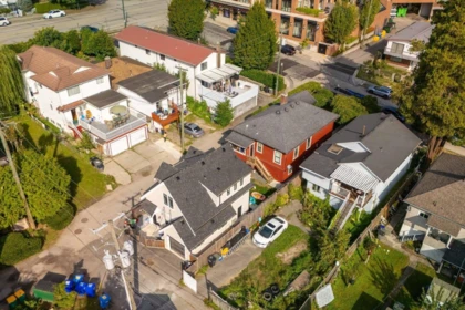 Street View Photo of 720 E 30th Avenue, Vancouver, BC